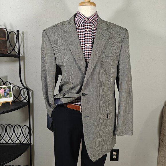 JOS A BANK Men's‎ Sport Coat Blazer Two Button Gray Houndstooth Wool Size 42L